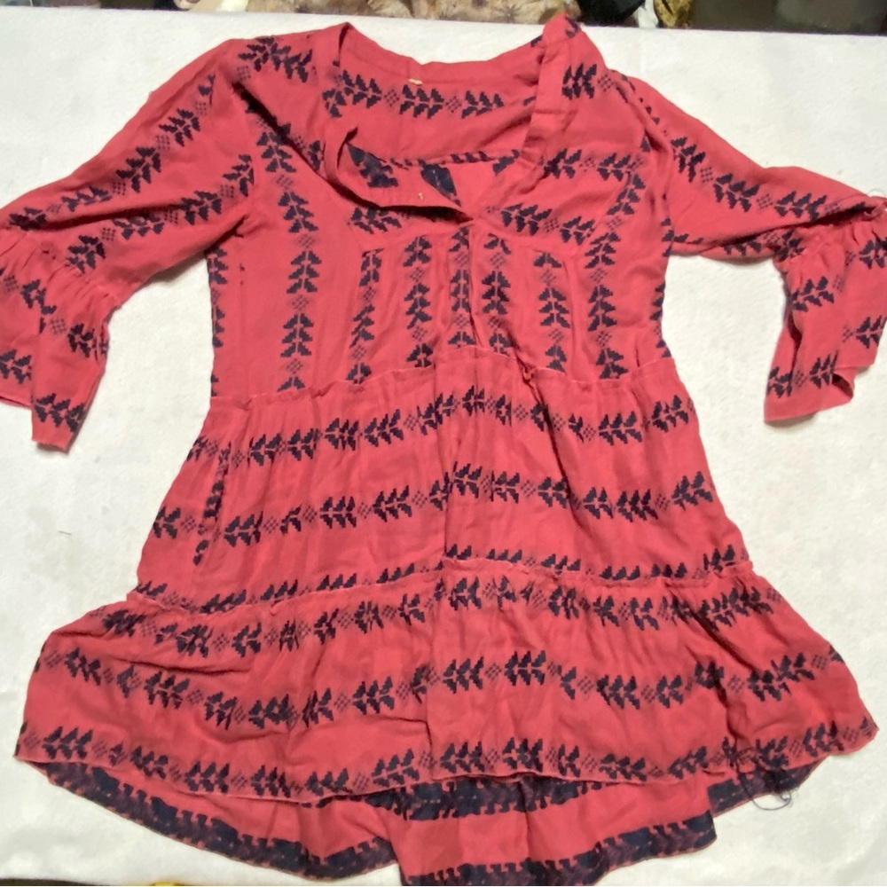 Elan Embroidered Swing Dress Medium
